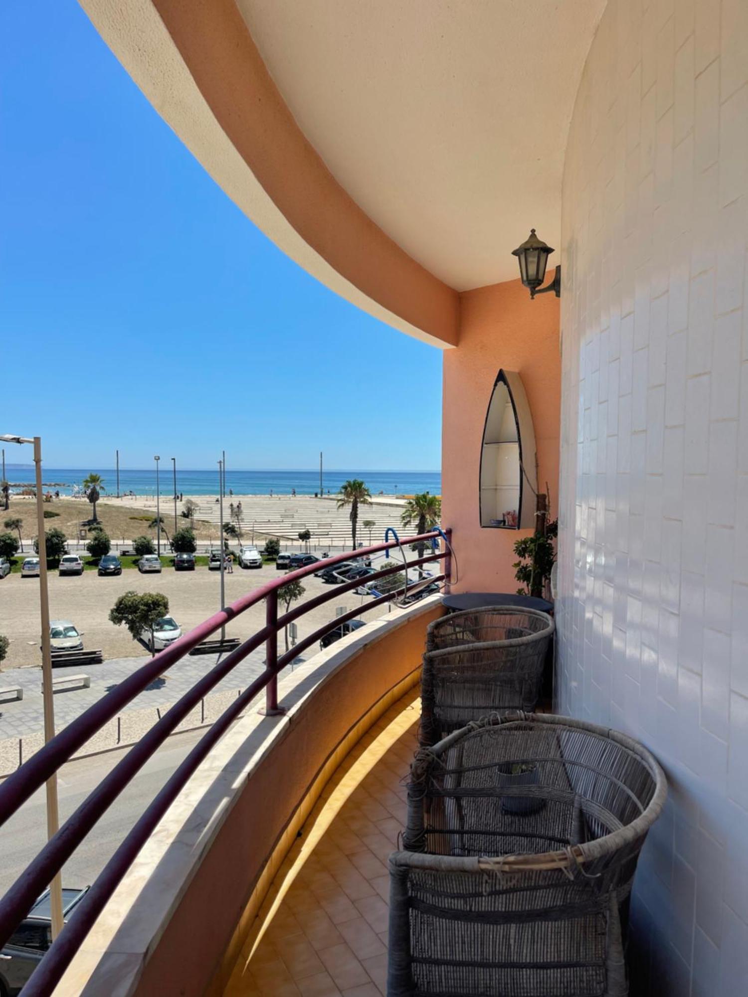 Apartamento Vista Praia E Mar- Costa Da Caparica Apartman Kültér fotó